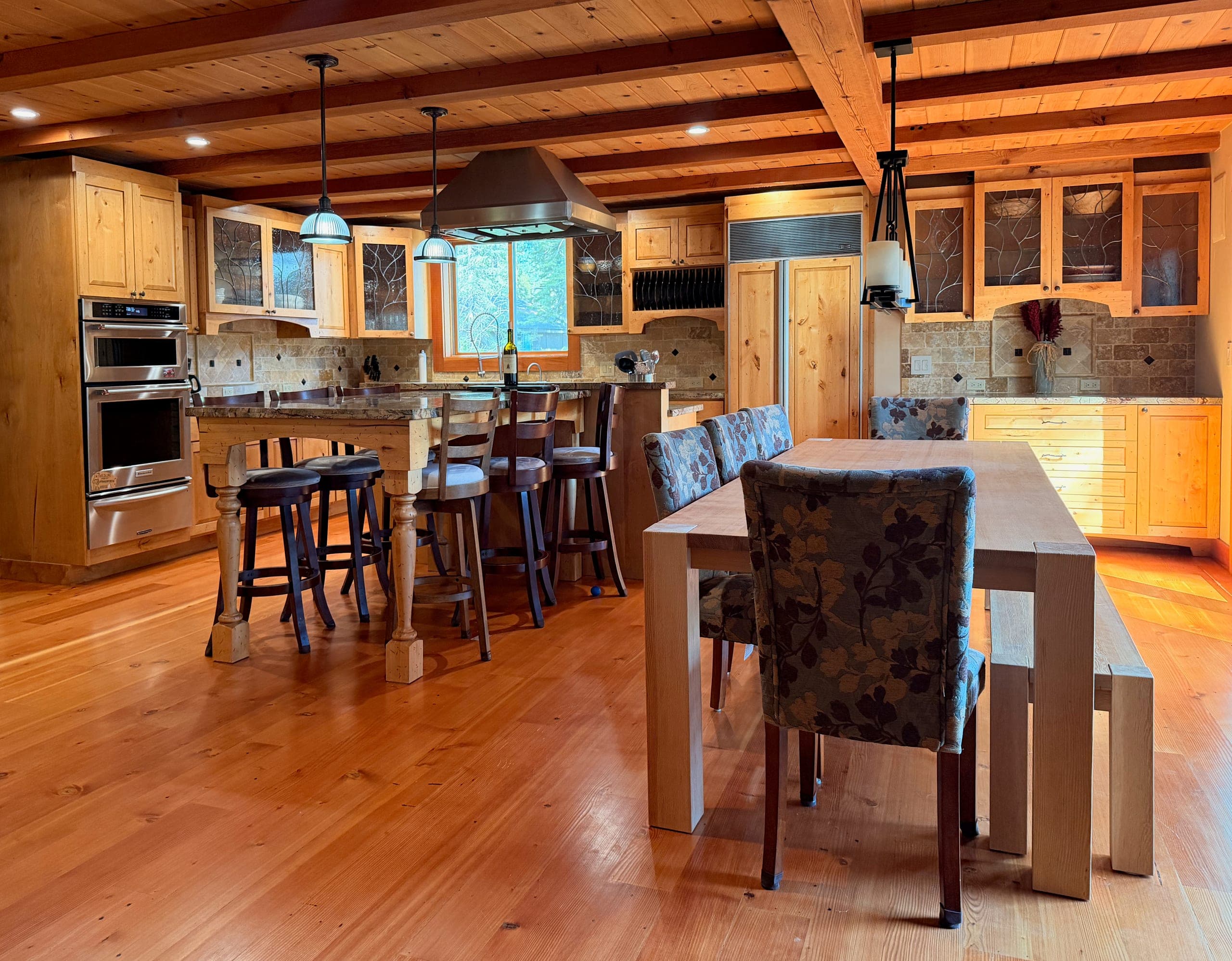 The Mammoth Lodge at Dollar Point