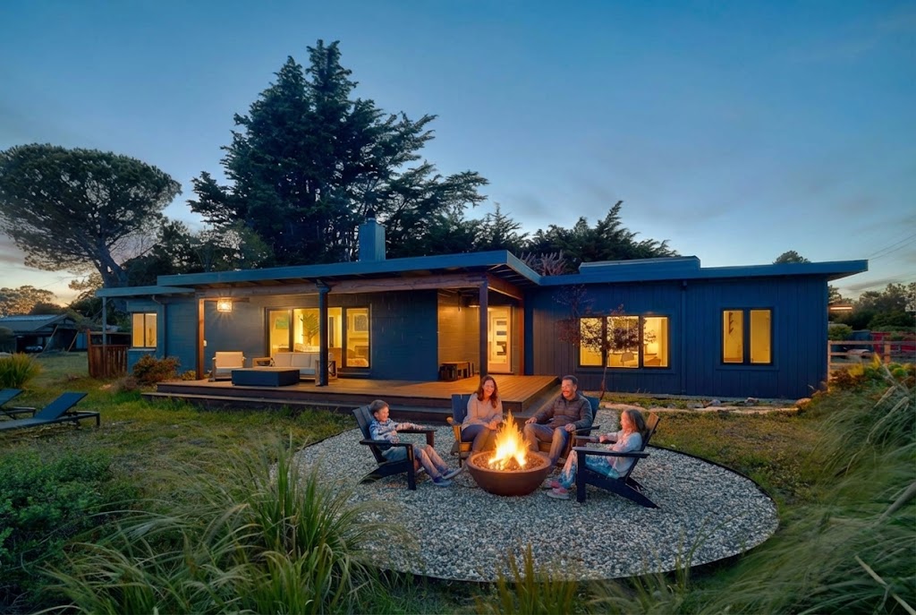 A Solandis property at dusk